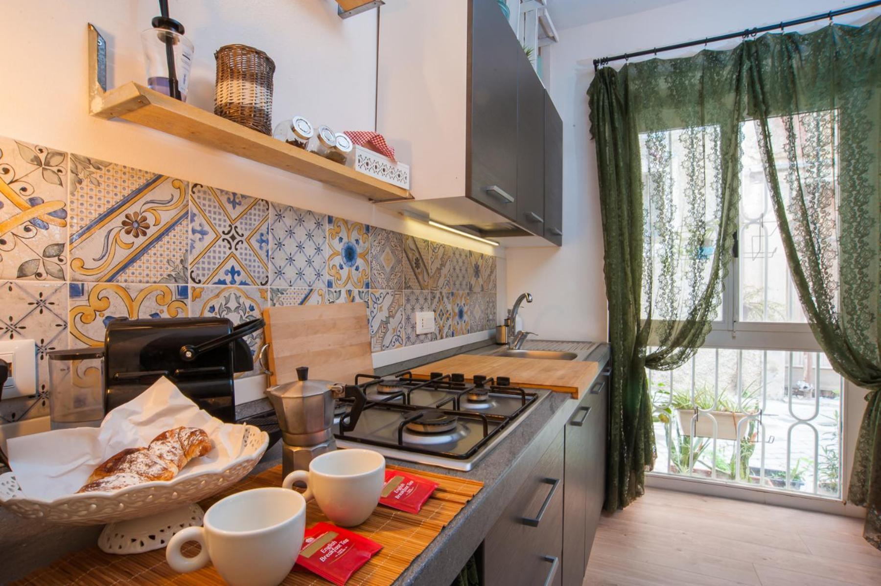 Homes4Holidays - Artistic Nest Сиракуза Екстериор снимка