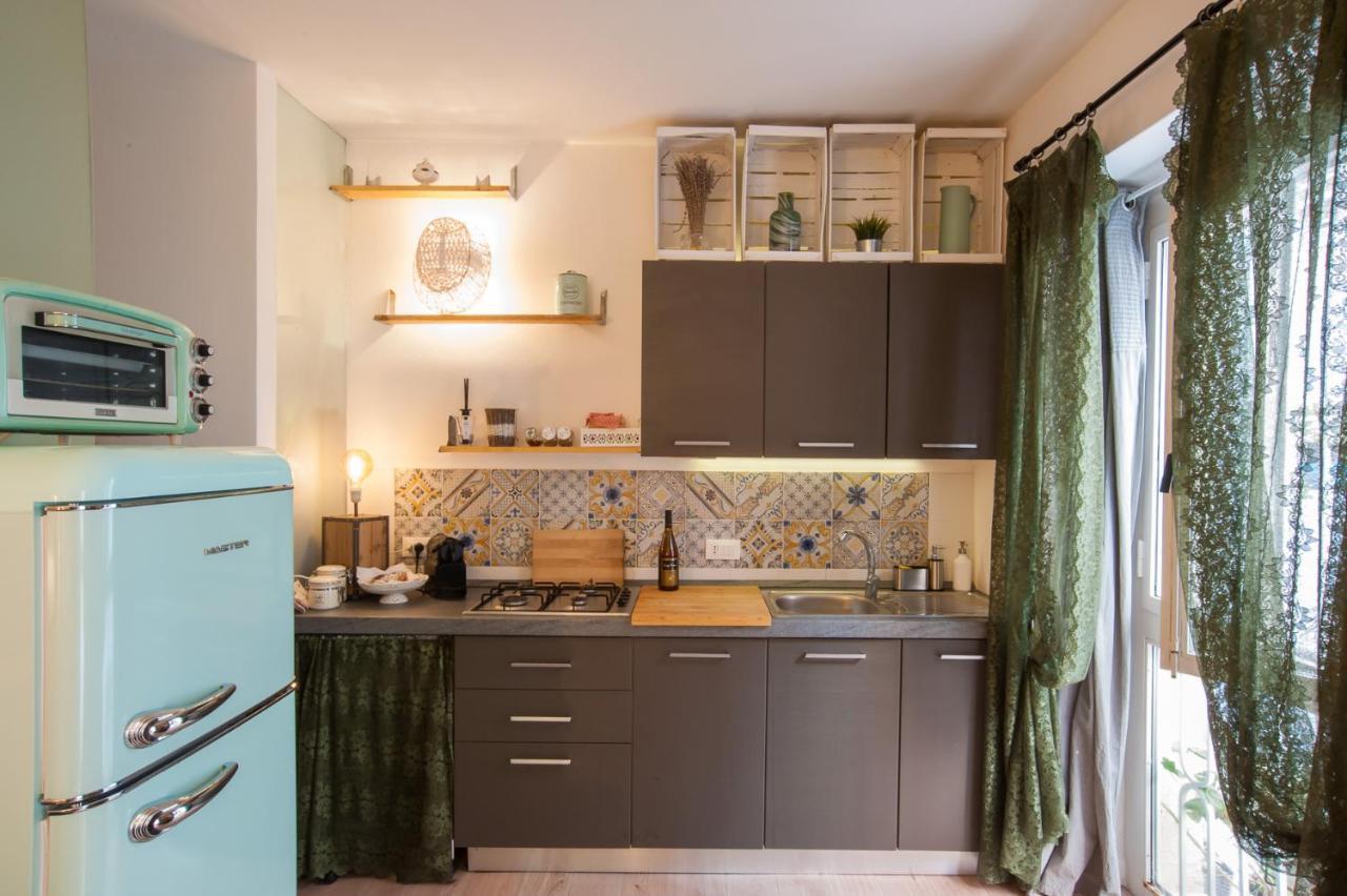 Homes4Holidays - Artistic Nest Сиракуза Екстериор снимка